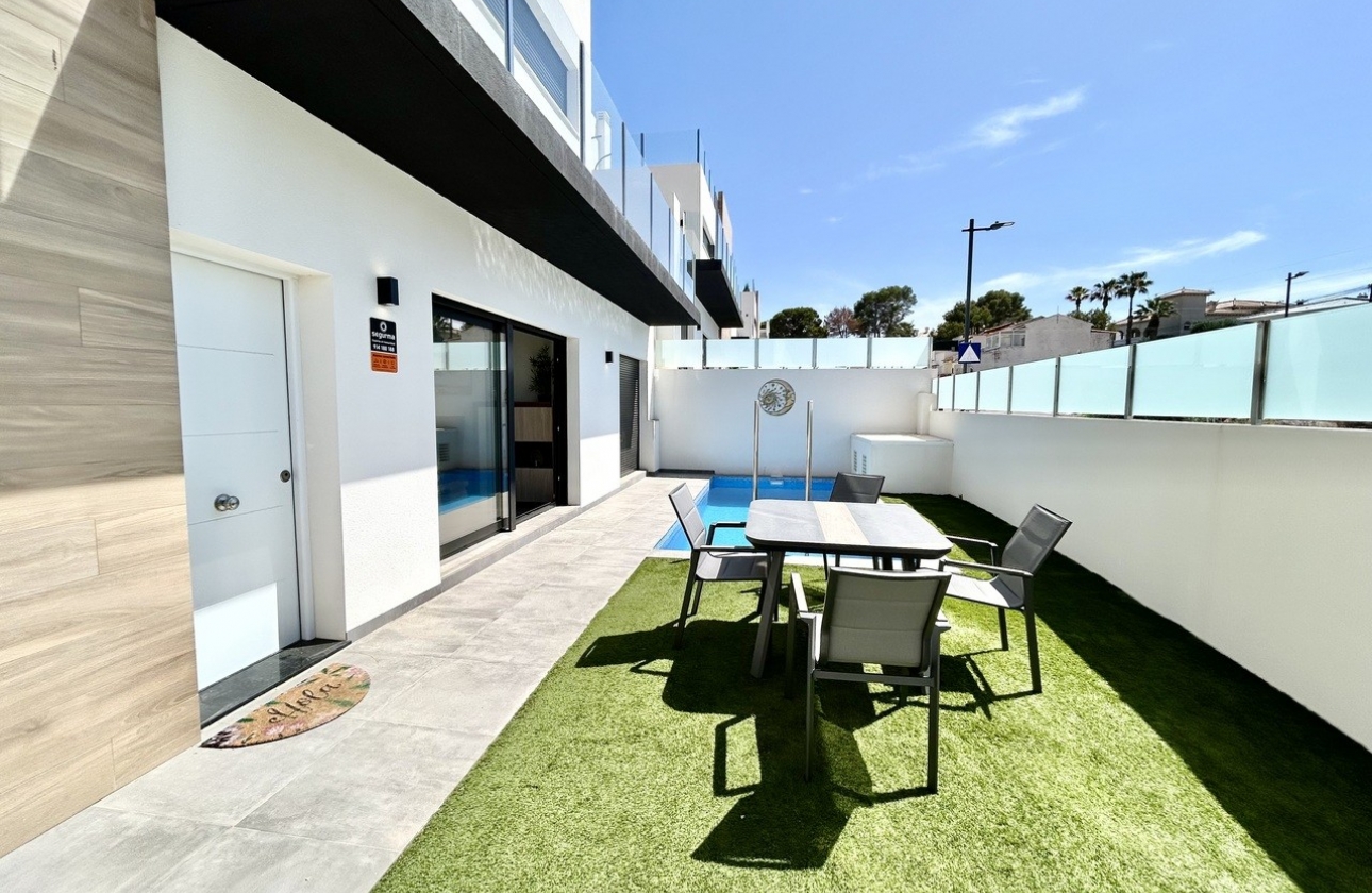 Reventa - Villa - Orihuela Costa - Villamartín