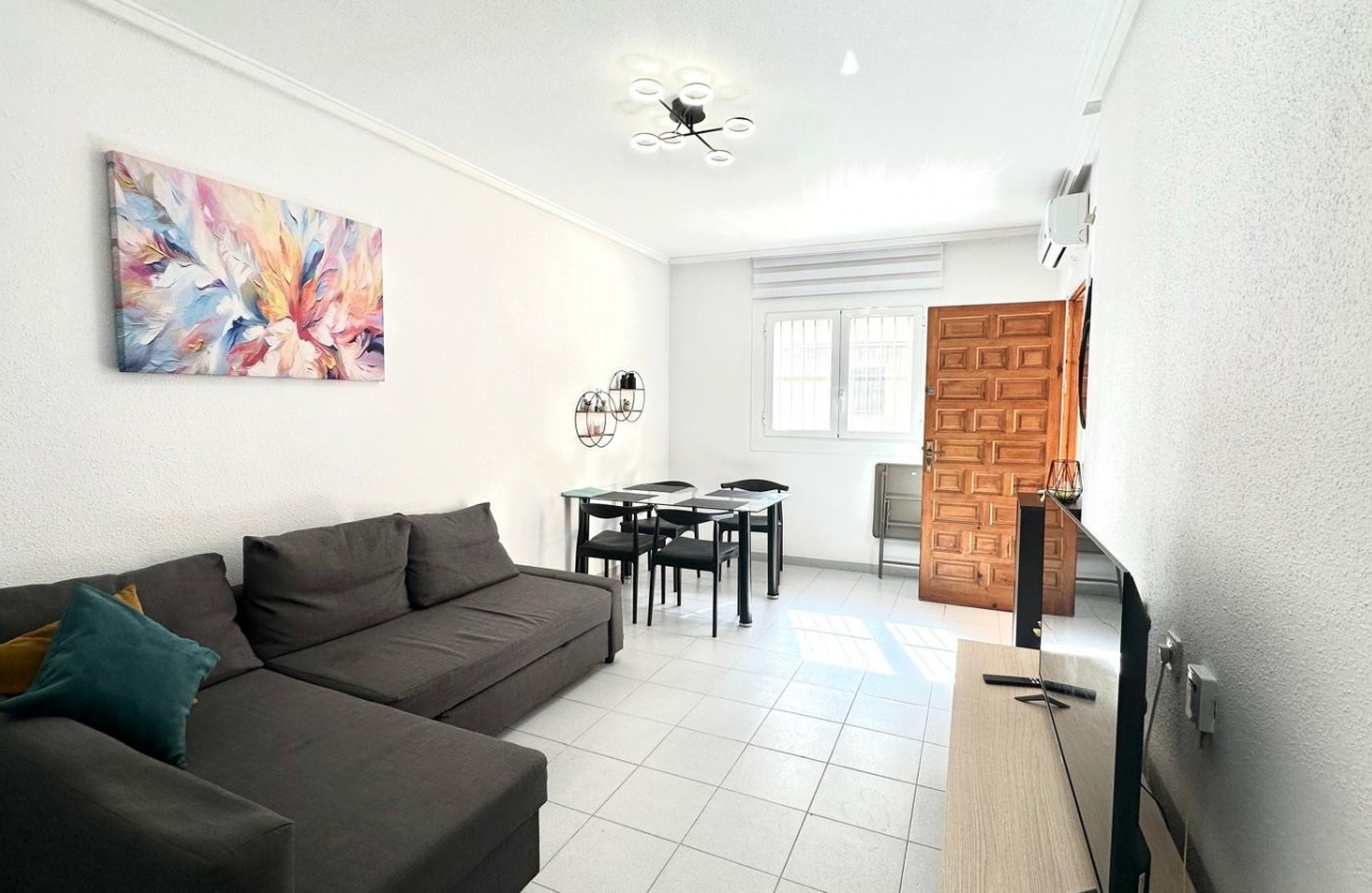 Rynek Wtórny - Apartament - Torrevieja - El Acequión - Los Náufragos