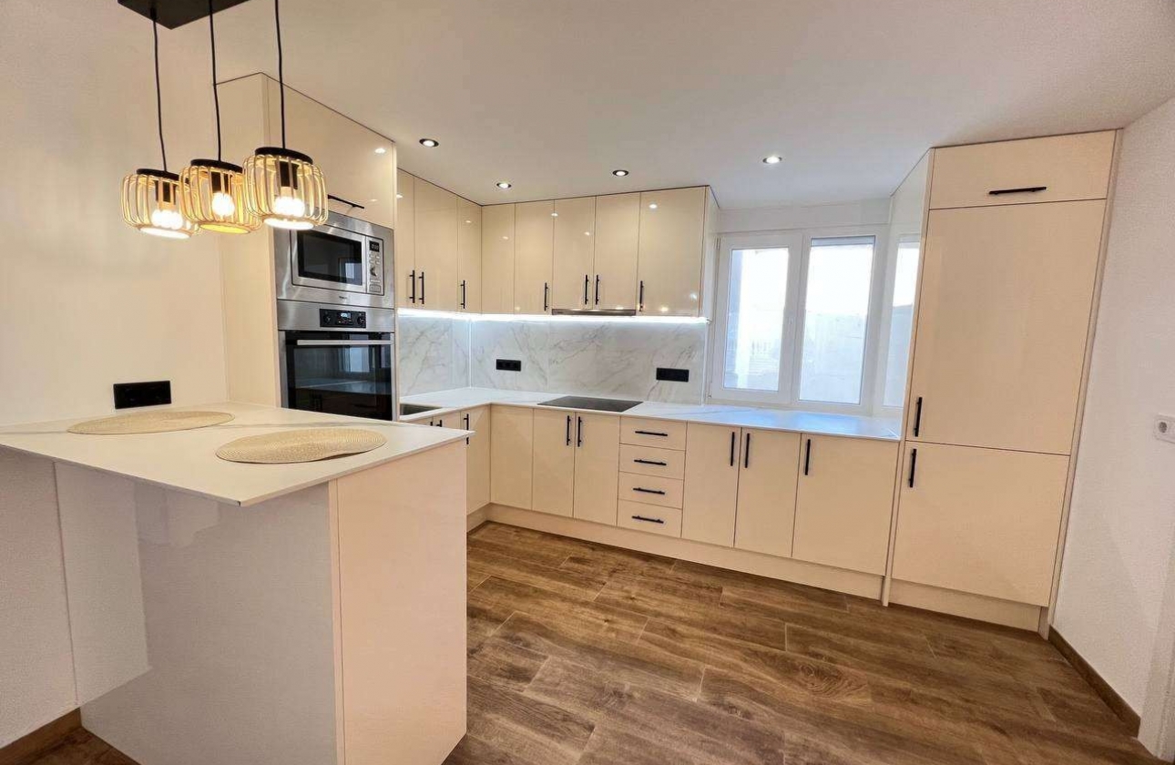 Rynek Wtórny - Apartament - Torrevieja - Playa del Cura