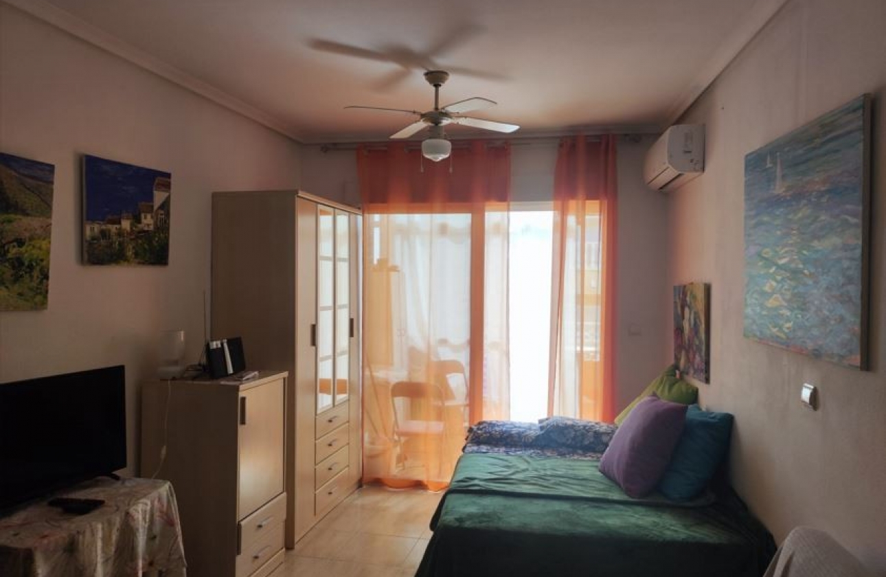 Rynek Wtórny - Apartament - Torrevieja -  Urbanizacja