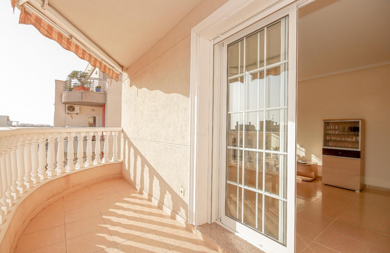 Rynek Wtórny - Apartament - Torrevieja -  Urbanizacja