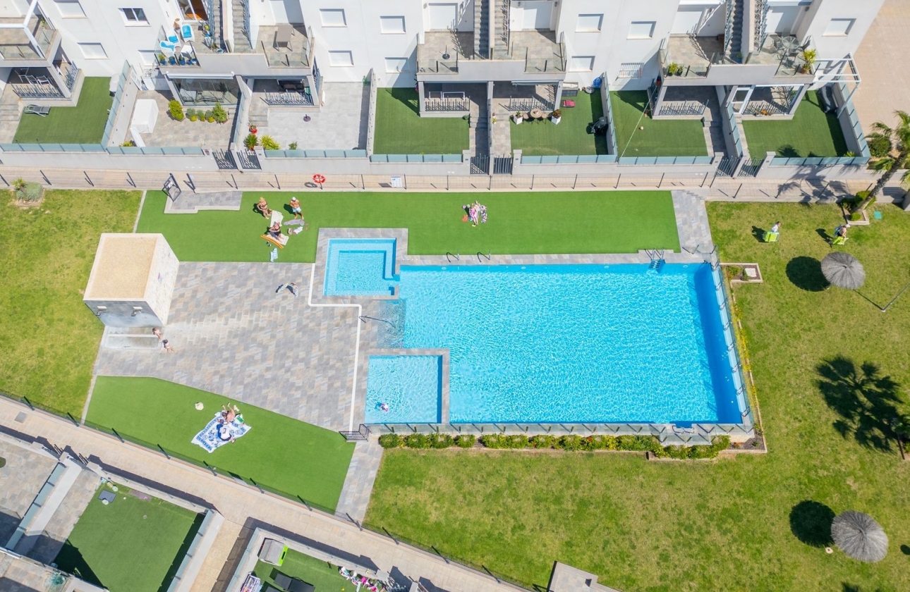 Rynek Wtórny - Apartament - Torrevieja -  Urbanizacja