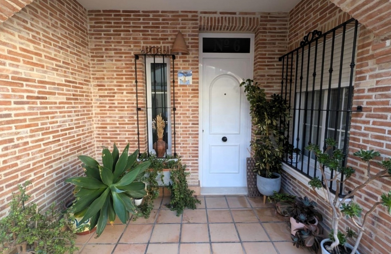 Rynek Wtórny - Bliźniak - Santa Pola