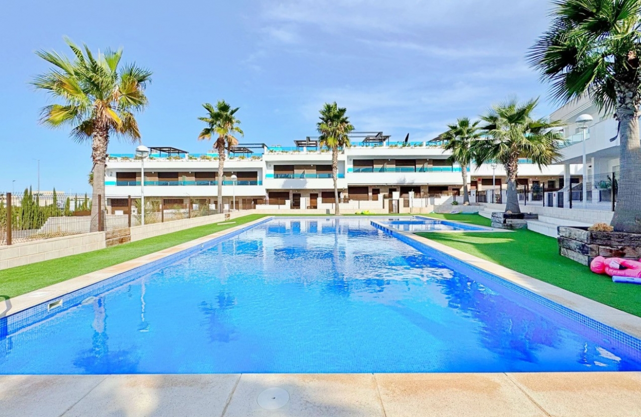 Rynek Wtórny - Bliźniak - Torrevieja - Los Balcones