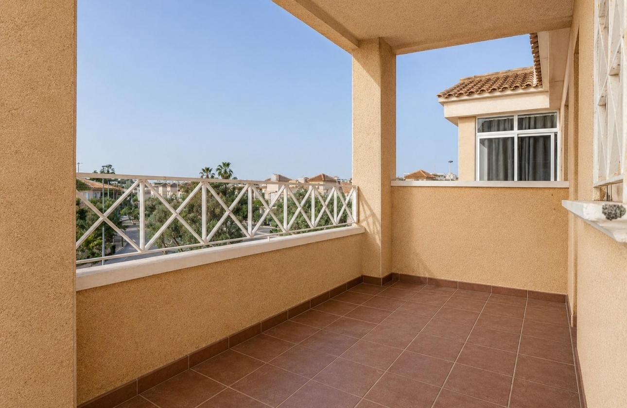 Rynek Wtórny - Bungalow - Torrevieja - Nueva Torrevieja - Aguas Nuevas