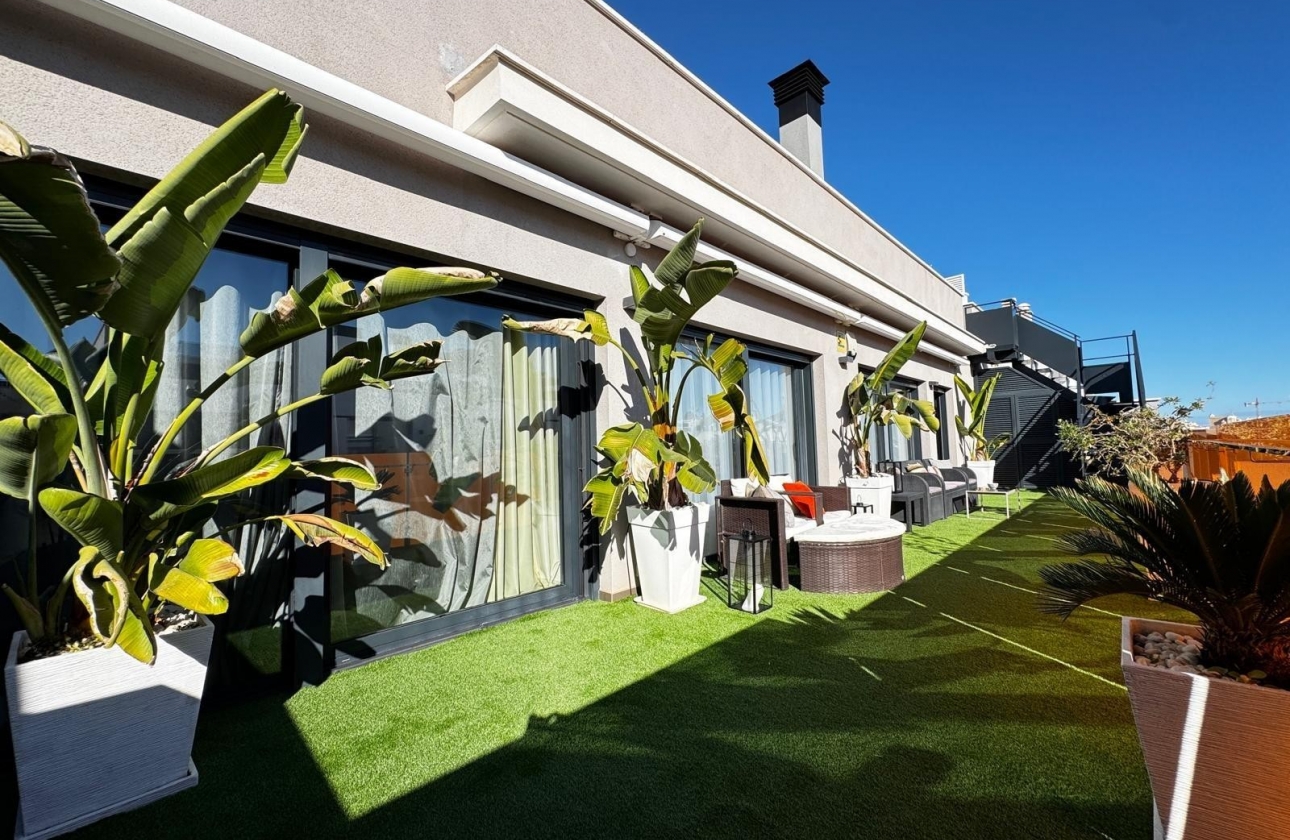 Rynek Wtórny - Poddasze - Torrevieja - Torrevieja - Playa de los Locos