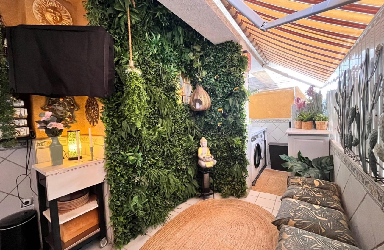 Rynek Wtórny - Poddasze - Torrevieja - Torrevieja - Playa de los Locos