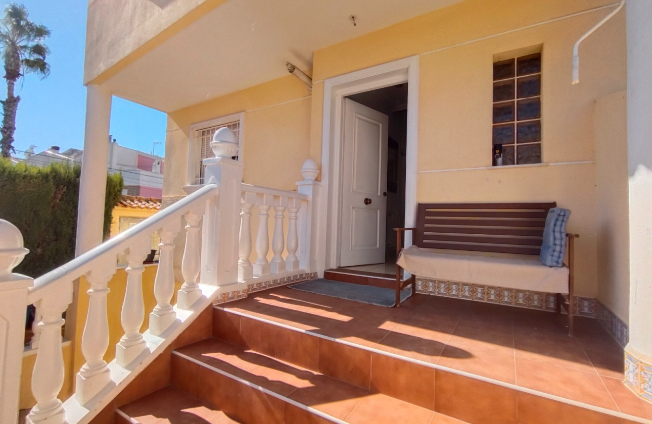 Rynek Wtórny - Willa - Guardamar del Segura - Urbanizaciones