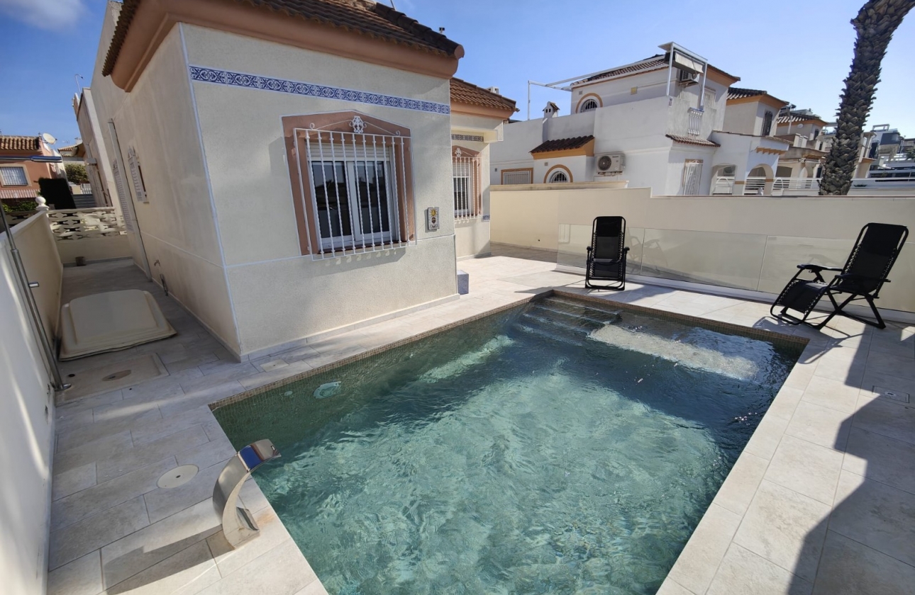 Rynek Wtórny - Willa - Torrevieja - Nueva Torrevieja - Aguas Nuevas