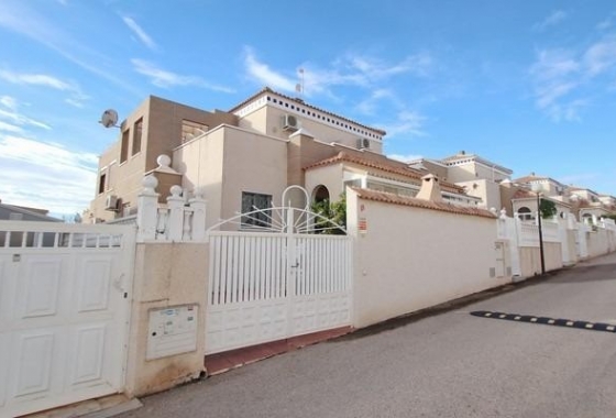 Townhouse - Resale - Torrevieja - Nueva Torrevieja - Aguas Nuevas