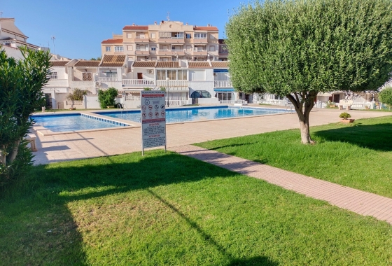 Townhouse - Resale - Torrevieja - Nueva Torrevieja - Aguas Nuevas