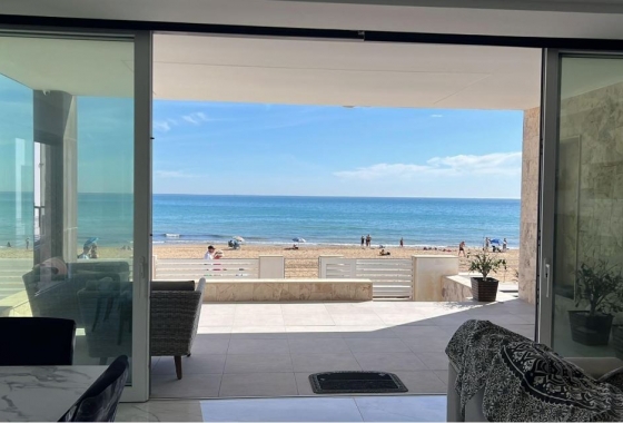 Villa - Resale - La Mata - La Mata