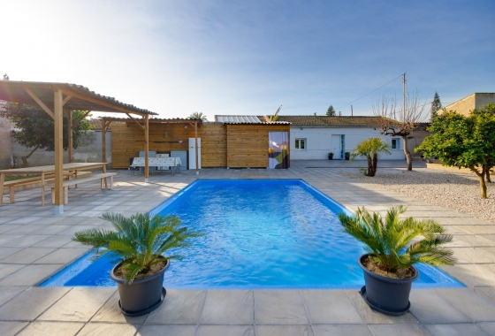 Villa - Resale - Los Montesinos - La Herrada