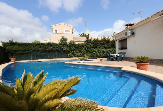 Villa - Resale - Orihuela Costa - Campoamor