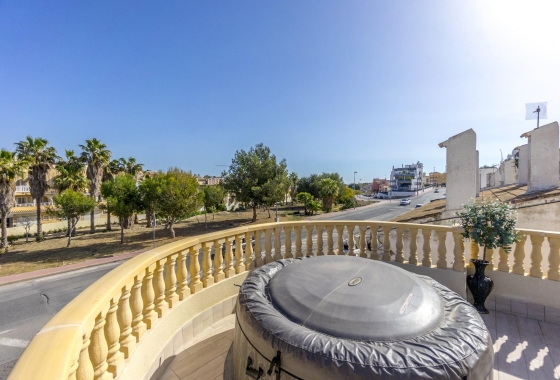 Resale - Villa - Orihuela Costa - Las Filipinas