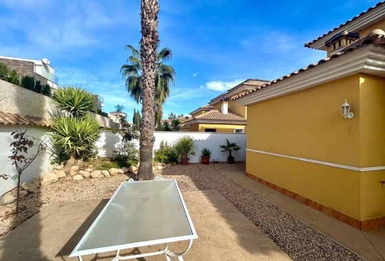 Resale - Villa - Orihuela Costa - Cabo Roig