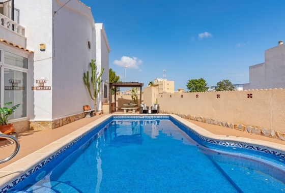 Resale - Villa - Orihuela Costa - Lomas de Cabo Roig