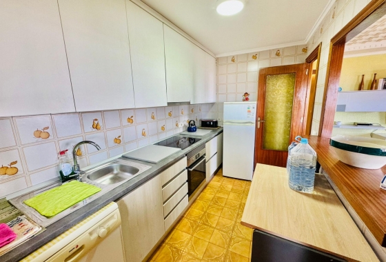 Resale - Apartment / flat - Torrevieja - Playa del Acequión