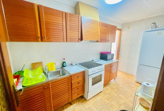 Resale - Apartment / flat - Torrevieja - Playa de La Acequion