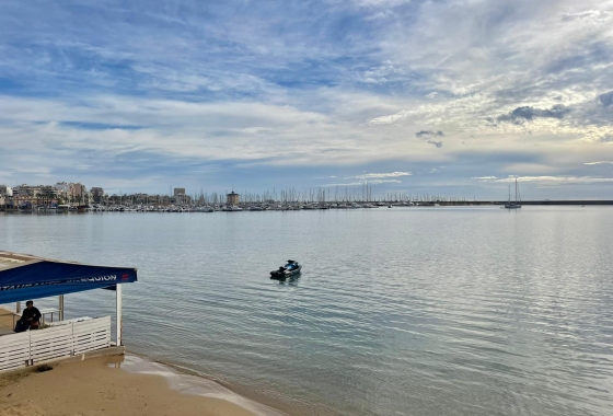 Resale - Apartment / flat - Torrevieja - Playa de La Acequion