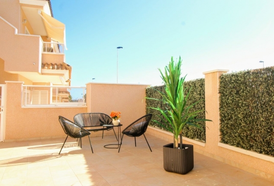 Resale - Bungalow - Orihuela Costa - Punta Prima