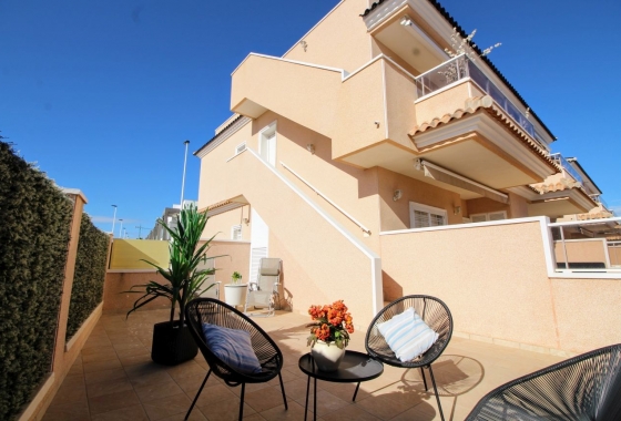 Resale - Bungalow - Orihuela Costa - Punta Prima