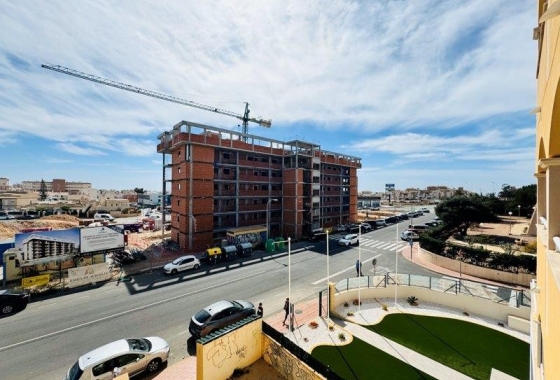 Reventa - Apartamento / piso - Torrevieja - Torrelamata - La Mata