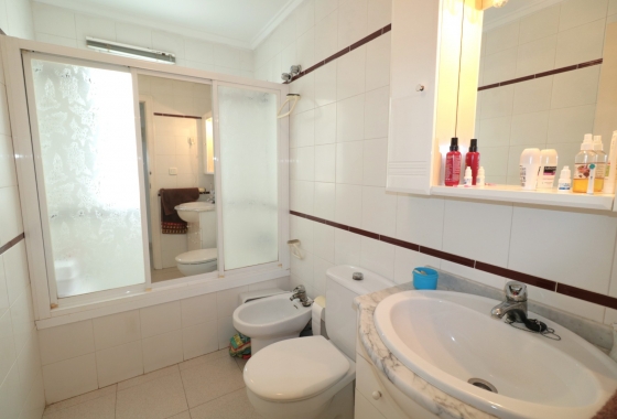 Reventa - Apartamento / piso - Torrevieja - Playa del Acequión