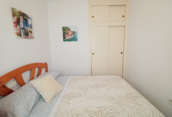 Resale - Apartment / flat - Torrevieja - Playa del Acequión