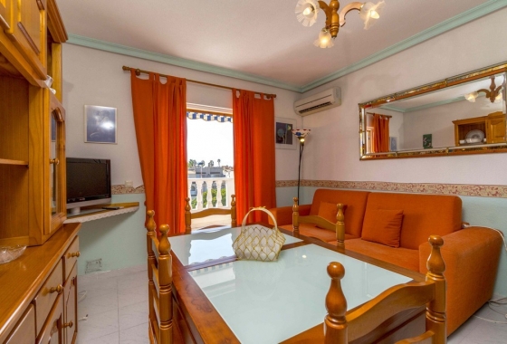 Resale - Apartment / flat - La Mata