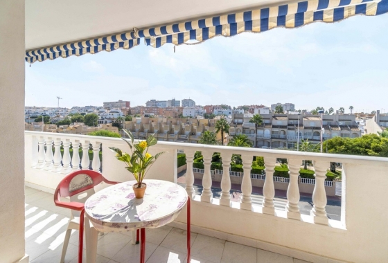 Resale - Apartment / flat - La Mata