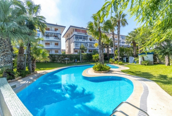 Resale - Apartment / flat - La Mata