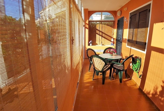 Resale - Bungalow - Torrevieja - Nueva Torrevieja - Aguas Nuevas