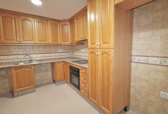 Resale - Apartment / flat - Torrevieja - Centro