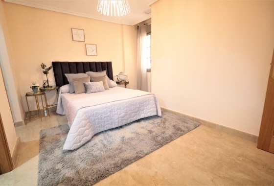 Resale - Apartment / flat - Torrevieja - Centro