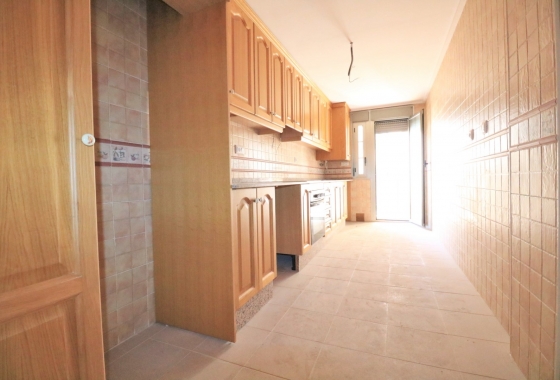 Resale - Apartment / flat - Torrevieja - Centro