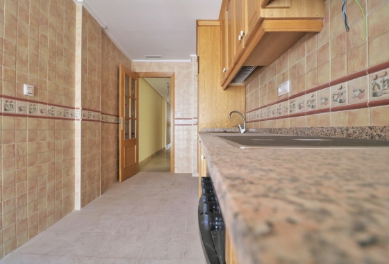 Resale - Apartment / flat - Torrevieja - Centro