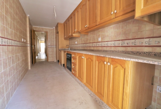 Resale - Apartment / flat - Torrevieja - Centro