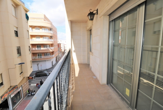 Reventa - Apartamento / piso - Torrevieja - Centro