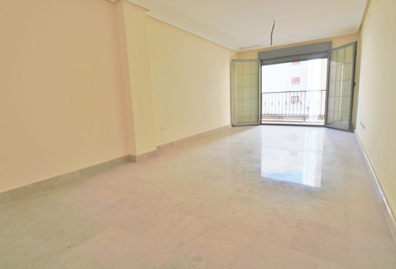 Reventa - Apartamento / piso - Torrevieja - Centro