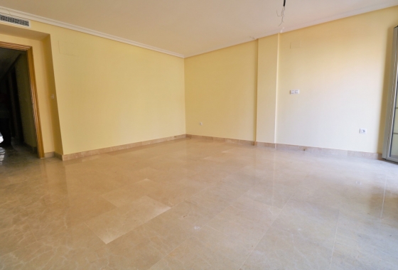 Resale - Apartment / flat - Torrevieja - Centro