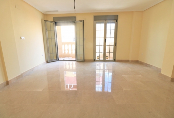 Resale - Apartment / flat - Torrevieja - Centro