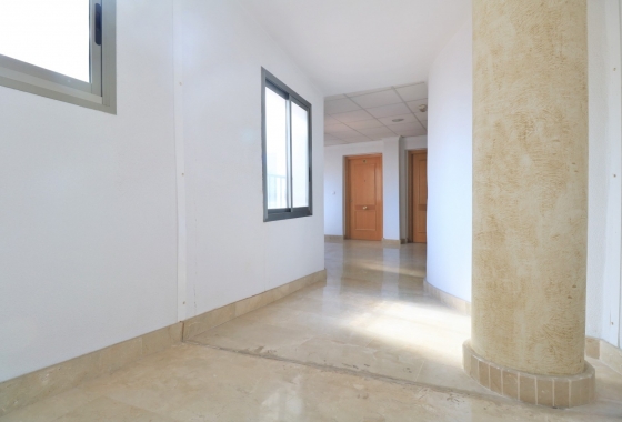 Resale - Apartment / flat - Torrevieja - Centro