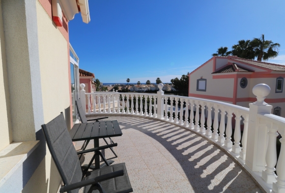 Resale - Villa - Orihuela Costa - Los Altos