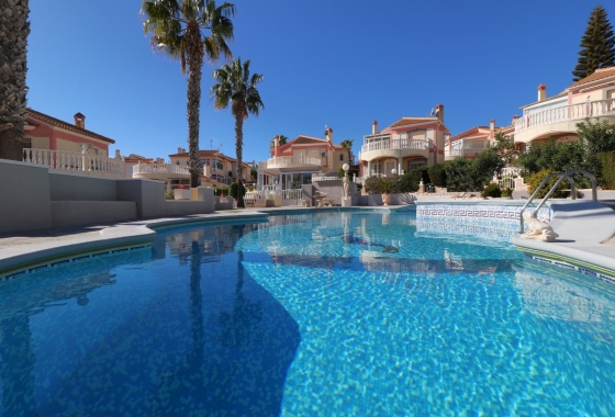 Resale - Villa - Orihuela Costa - Los Altos