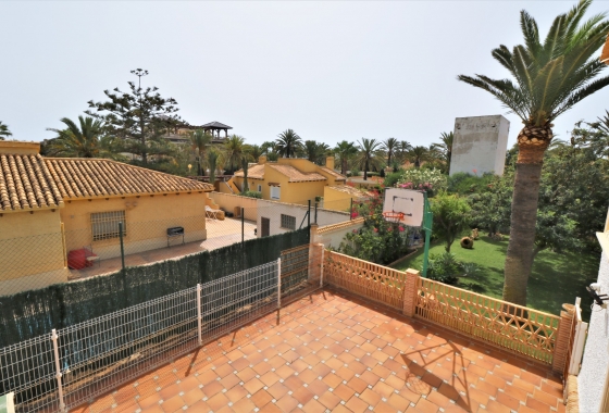 Resale - Villa - Orihuela Costa - Cabo Roig