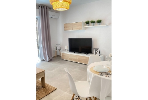 Resale - Apartment / flat - Torrevieja - PLAYA LOS LOCOS