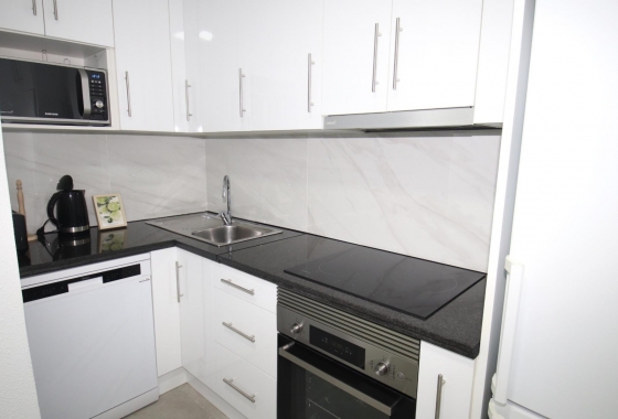 Resale - Apartment / flat - Torrevieja - PLAYA LOS LOCOS