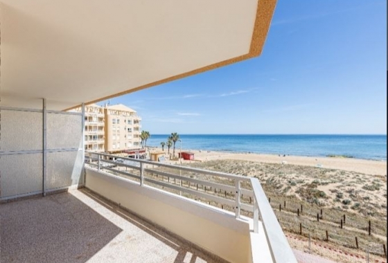 Resale - Apartment / flat - Torrevieja - LA MATA