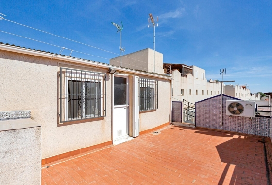 Resale - Bungalow - Torrevieja